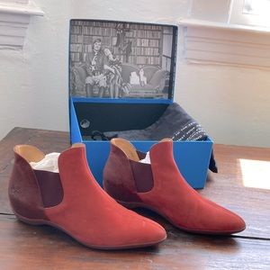 John Fluevog Red and maroon modern Chelsea boot